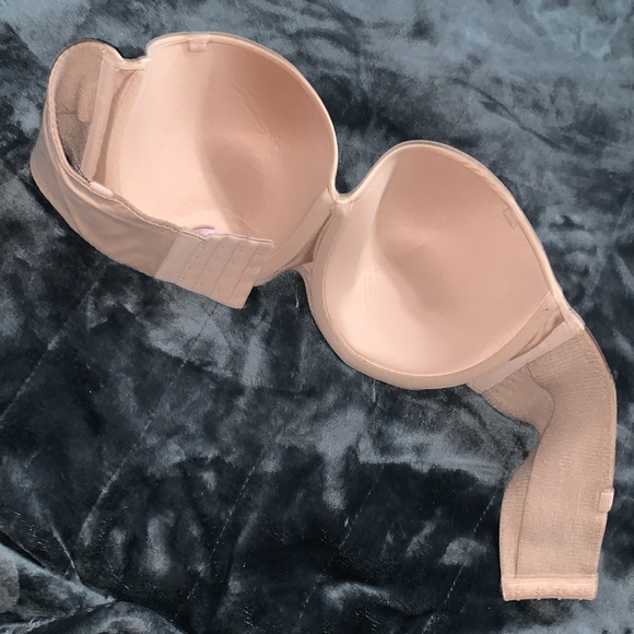 • Victorias Secret Body By Victoria Lined Strapless Bra In Nude • - Picture 4 of 7